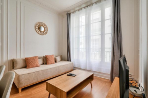 Lovely 2BR Flat near Gare de Pereire Levallois